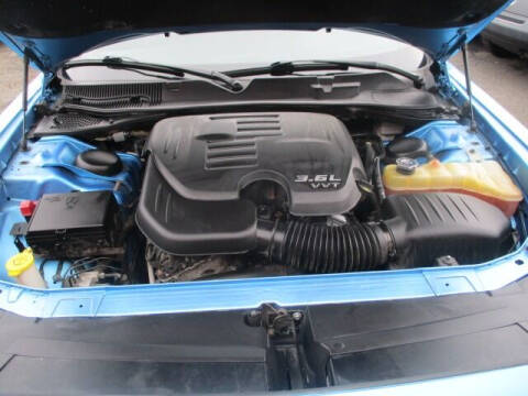 2015 Dodge Challenger SXT Plus