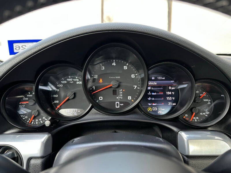 2018 Porsche 911 Carrera