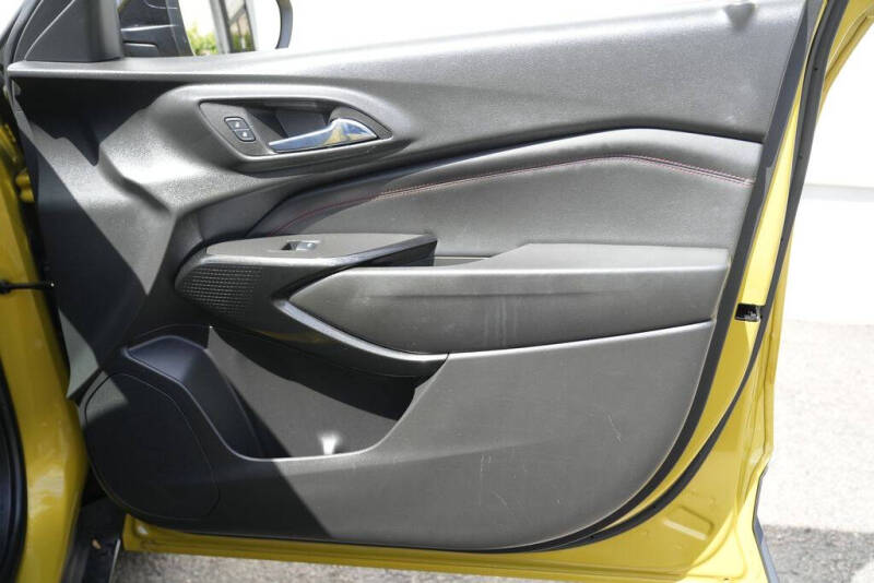 2024 Chevrolet Trax RS
