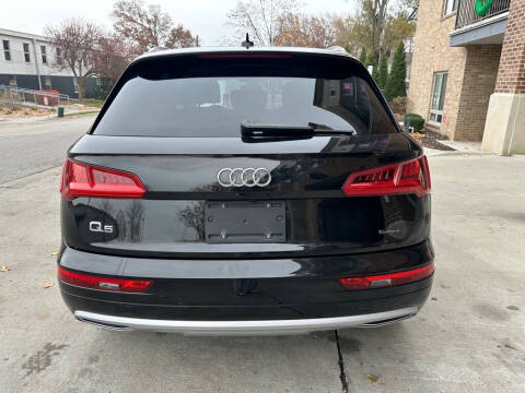 2020 Audi Q5 quattro Prestige 45 TFSI