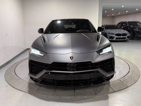 2023 Lamborghini Urus S