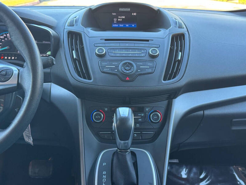 2017 Ford C-MAX Energi SE