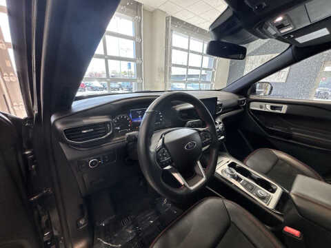 2024 Ford Explorer ST-Line