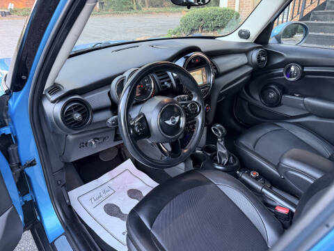 2017 MINI Hardtop 4 Door Cooper