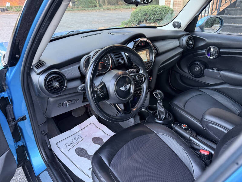 2017 MINI Hardtop 4 Door Cooper