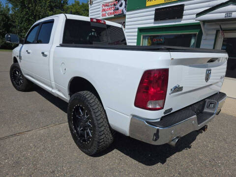 2016 RAM 1500 SLT