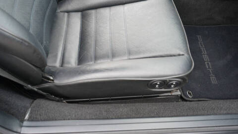 1991 Porsche 911 Carrera 2