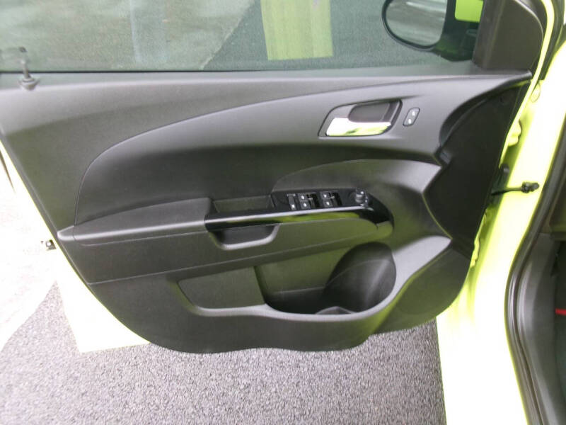 2019 Chevrolet Sonic LT Auto