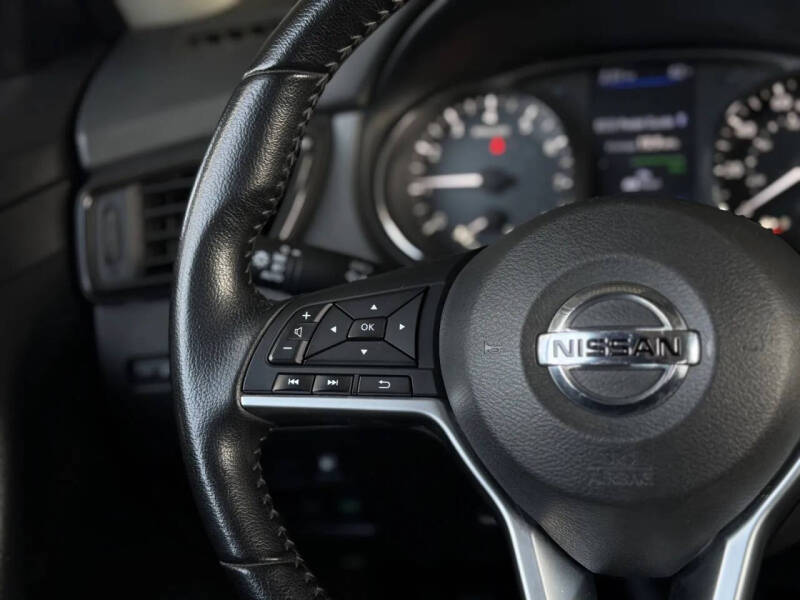 2020 Nissan Rogue S