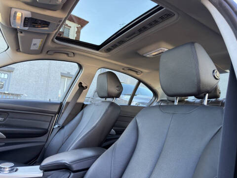 2017 BMW 3 Series 320i xDrive