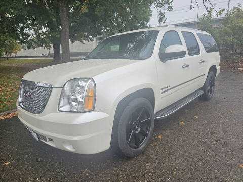2012 GMC Yukon XL for sale at EXECUTIVE AUTOSPORT in Portland OR