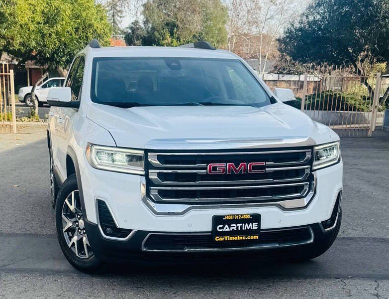 2023 GMC Acadia SLT