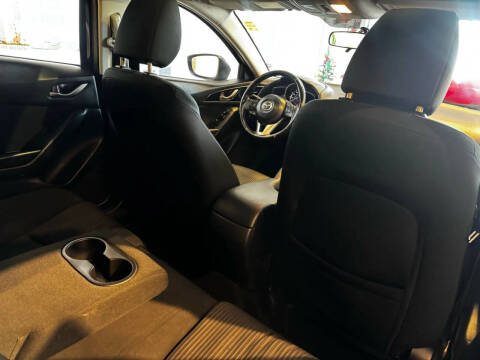 2016 Mazda MAZDA3 i Touring