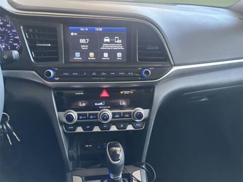 2020 Hyundai Elantra