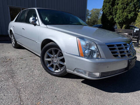 2011 Cadillac DTS Luxury Collection