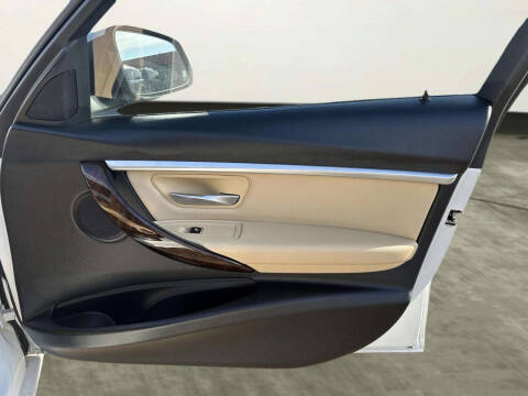 2018 BMW 3 Series 330e iPerformance