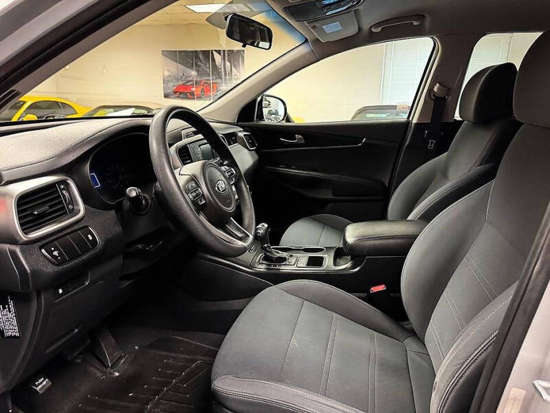 2017 Kia Sorento LX