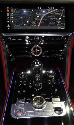 2023 Bentley Flying Spur V8