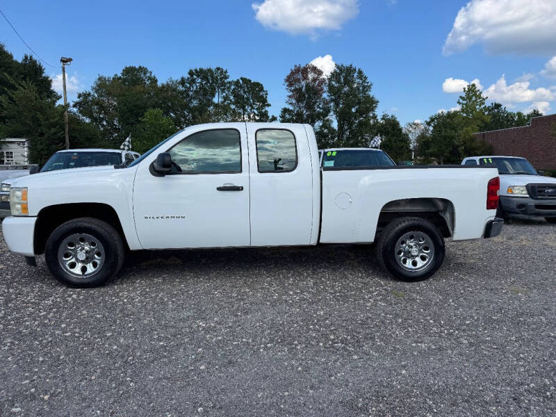 2010 Chevrolet Silverado 1500 Work Truck's photo