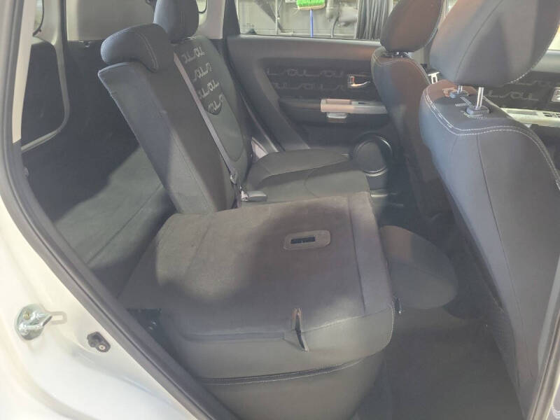 2012 Kia Soul +