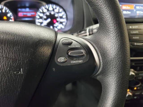 2019 Nissan Pathfinder S
