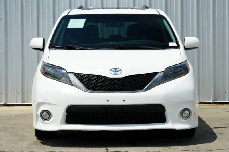 2015 Toyota Sienna