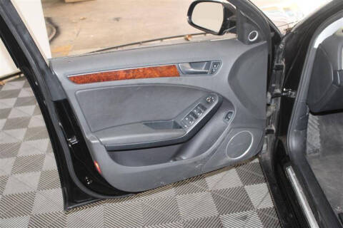 2010 Audi A4 2.0T quattro Premium Plus