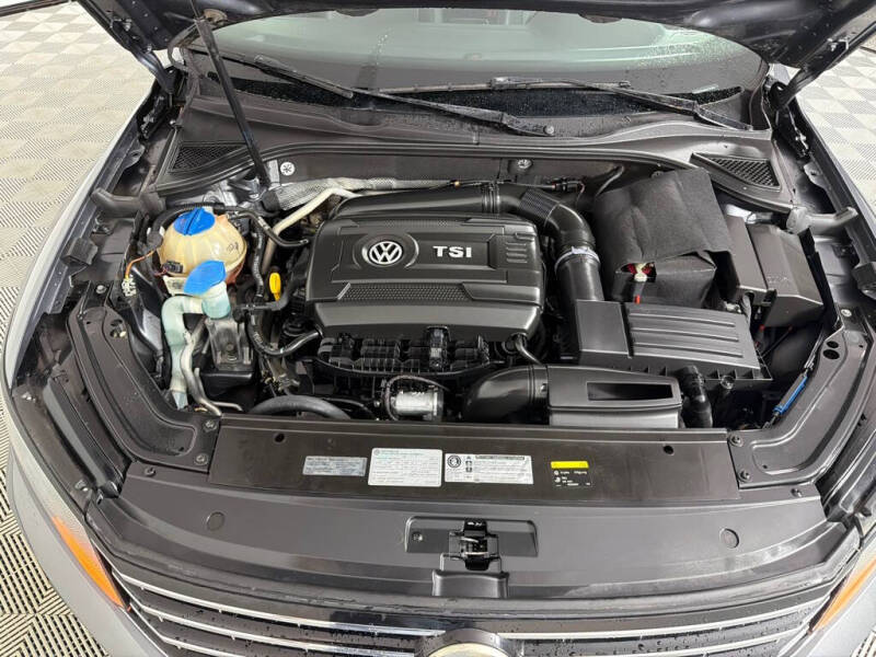 2016 Volkswagen Passat