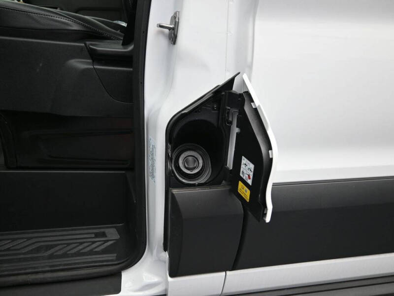 2025 Ford Transit 250