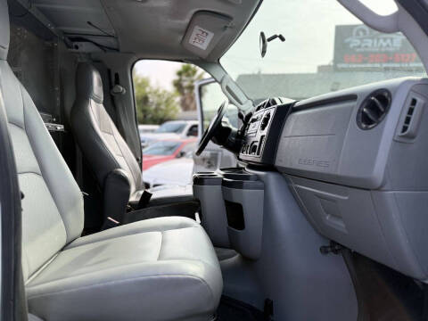 2010 Ford E-Series E-250