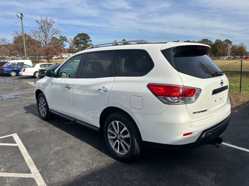 2013 Nissan Pathfinder SV