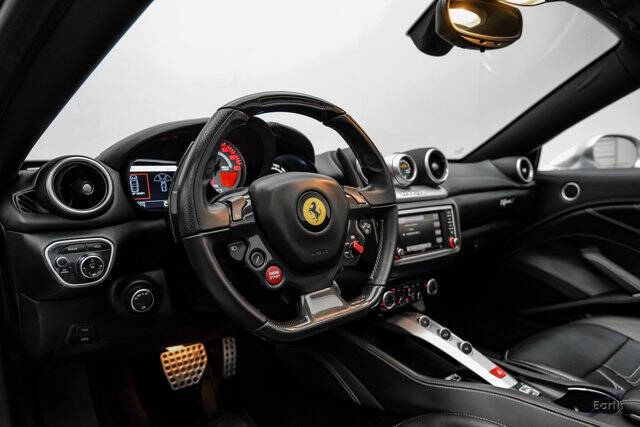 2016 Ferrari California T