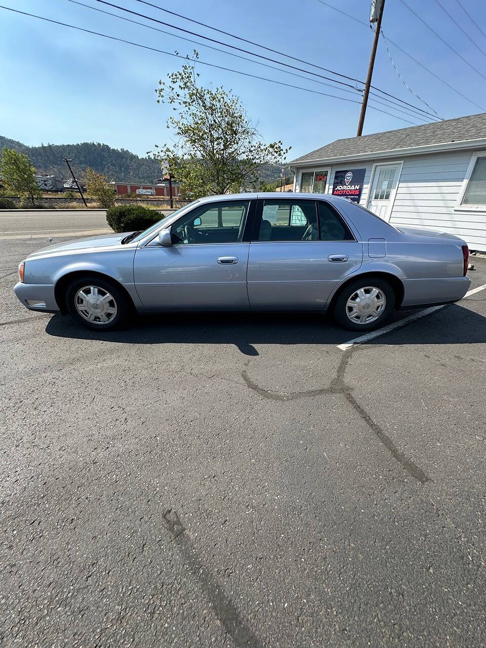 2004 Cadillac DeVille for sale at Jordan Motors in Roseburg, OR