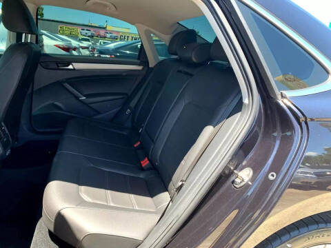 2021 Volkswagen Passat SE