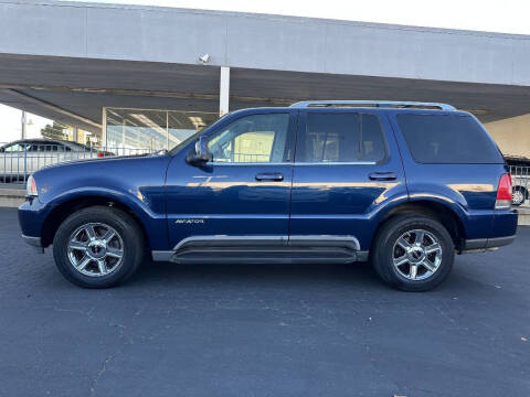 2005 Lincoln Aviator Luxury