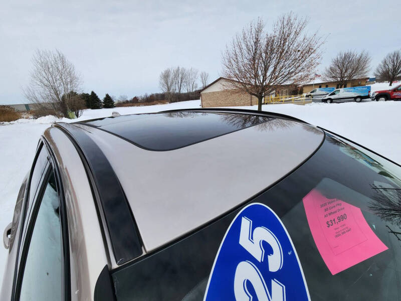 2025 Volvo XC60 B5 Core Dark Theme