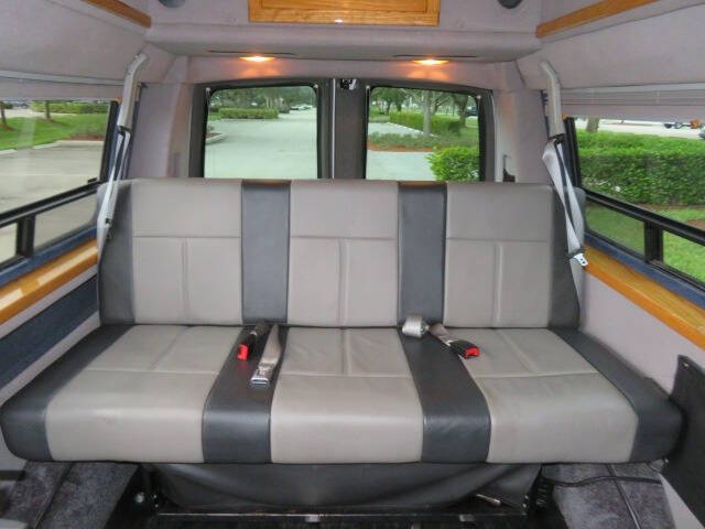 2012 GMC Savana 3500