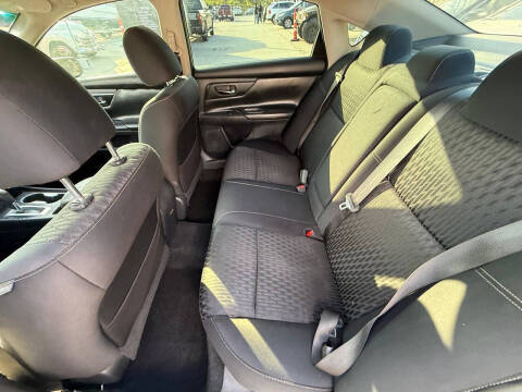 2017 Nissan Altima 2.5 SV