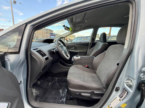 2012 Toyota Prius v Five