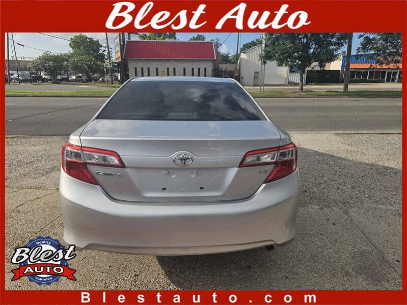 2012 Toyota Camry SE