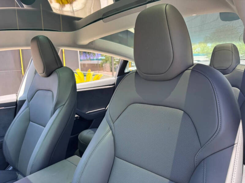 2026 Tesla Model 3 Premium