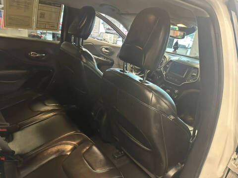 2020 Jeep Cherokee Altitude
