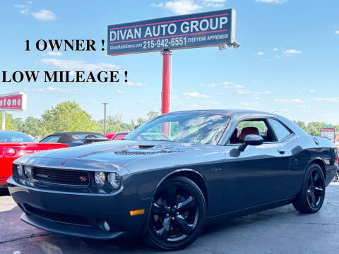 2013 Dodge Challenger R/T Plus