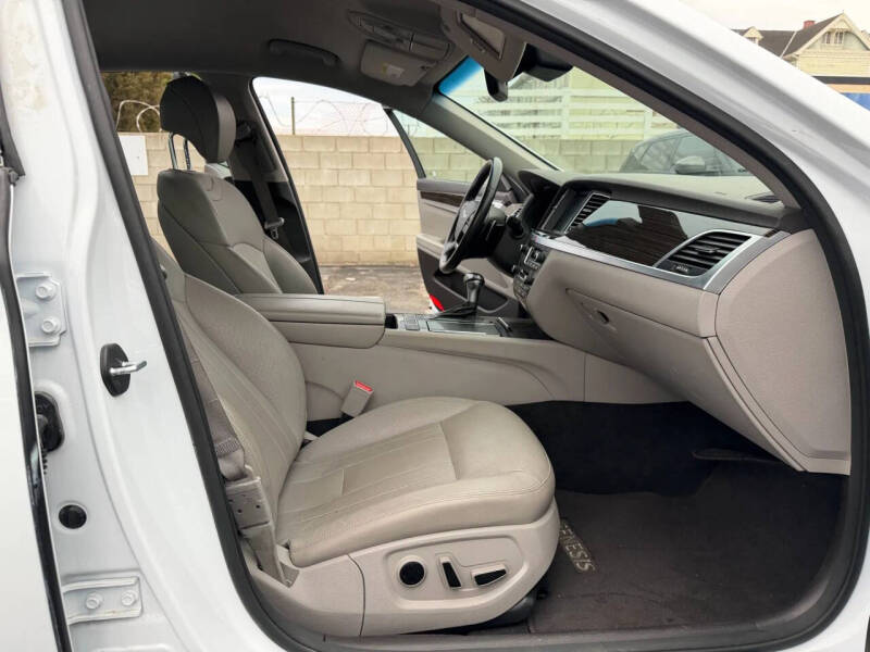 2018 Genesis G80