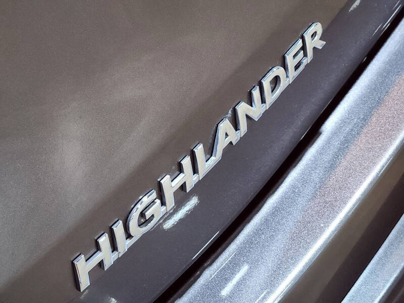 2019 Toyota Highlander LE Plus