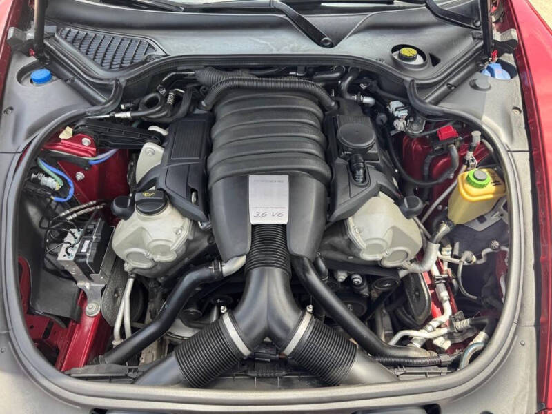 2016 Porsche Panamera