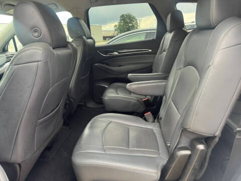 2020 Buick Enclave Essence
