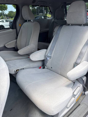 2013 Toyota Sienna