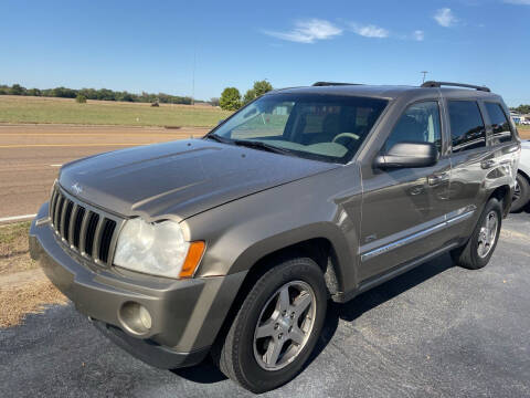 2006 Jeep Grand Cherokee for sale at Sartins Auto Sales in Dyersburg TN