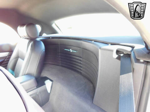 2005 Ford Thunderbird Deluxe